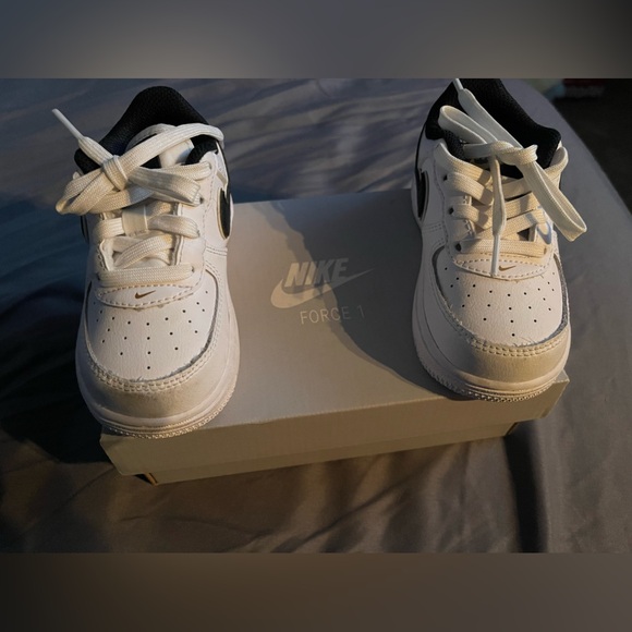 Toddler FORCE1 LV8✅✨ 7c - Picture 2 of 7